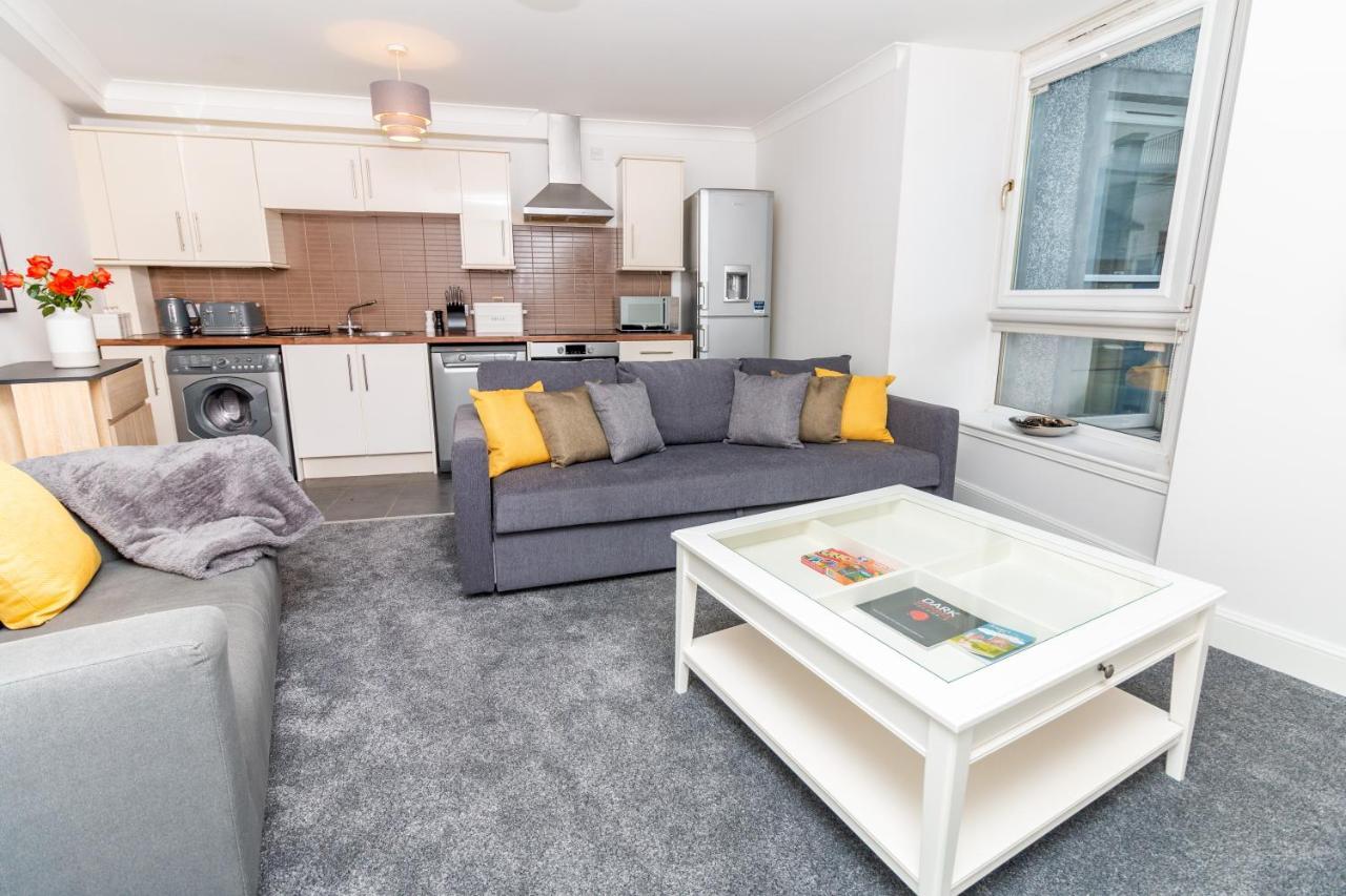 D'City Apartment, Up To 5 Guests Dundee Exteriér fotografie