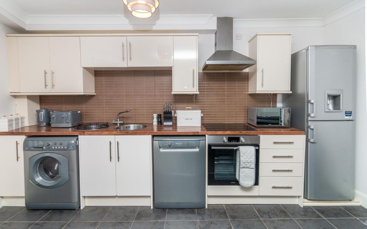 D'City Apartment, Up To 5 Guests Dundee Exteriér fotografie