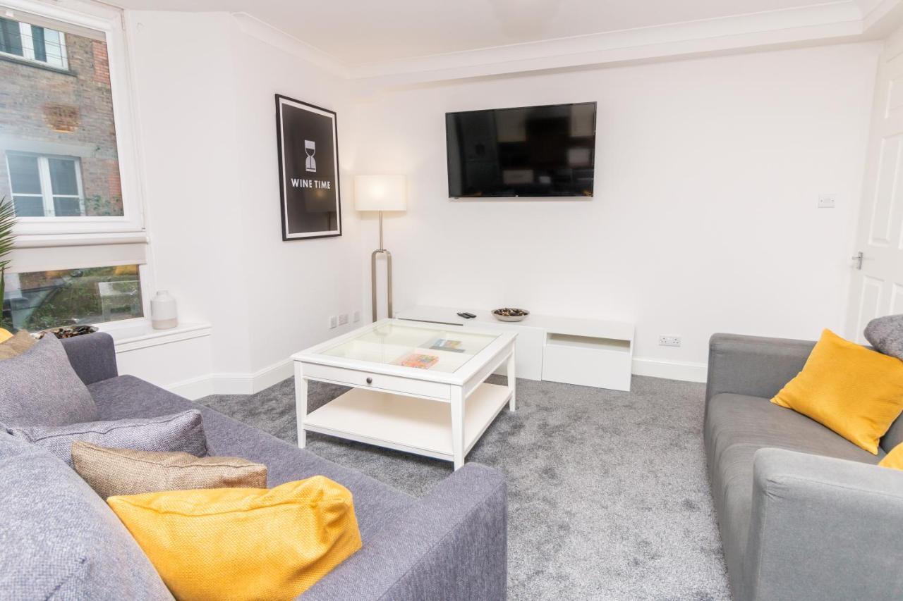 D'City Apartment, Up To 5 Guests Dundee Exteriér fotografie