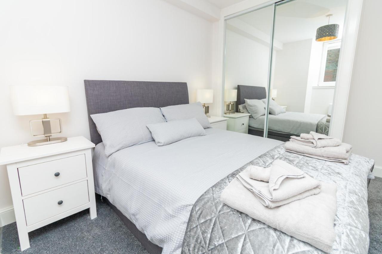 D'City Apartment, Up To 5 Guests Dundee Exteriér fotografie