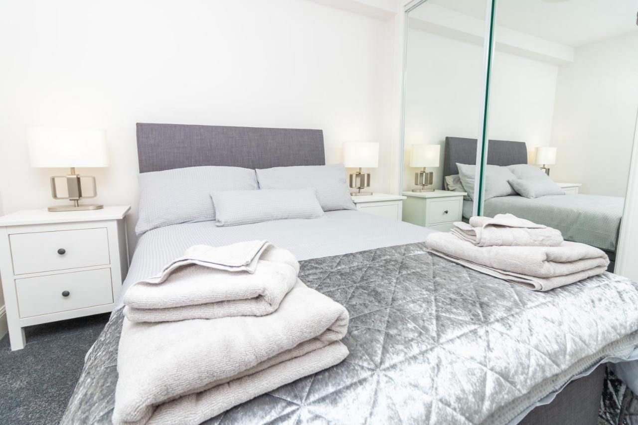 D'City Apartment, Up To 5 Guests Dundee Exteriér fotografie